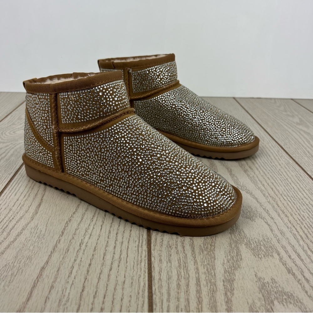 I.N.C. International Concepts Ariee Mini Cold Weather Booties 10M Tan Bling $60
